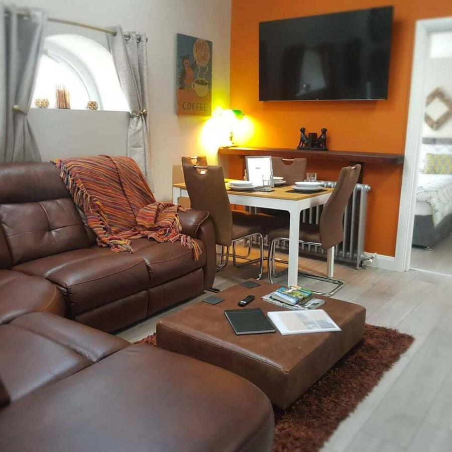Magical 3-Bed Stone Built Cottage - Sleeps 6 Ballynahinch Dış mekan fotoğraf